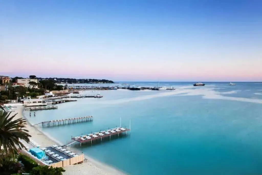 Coeur De Juan, Calme, 300M Plages - Easy Check-In Antibes Apartment